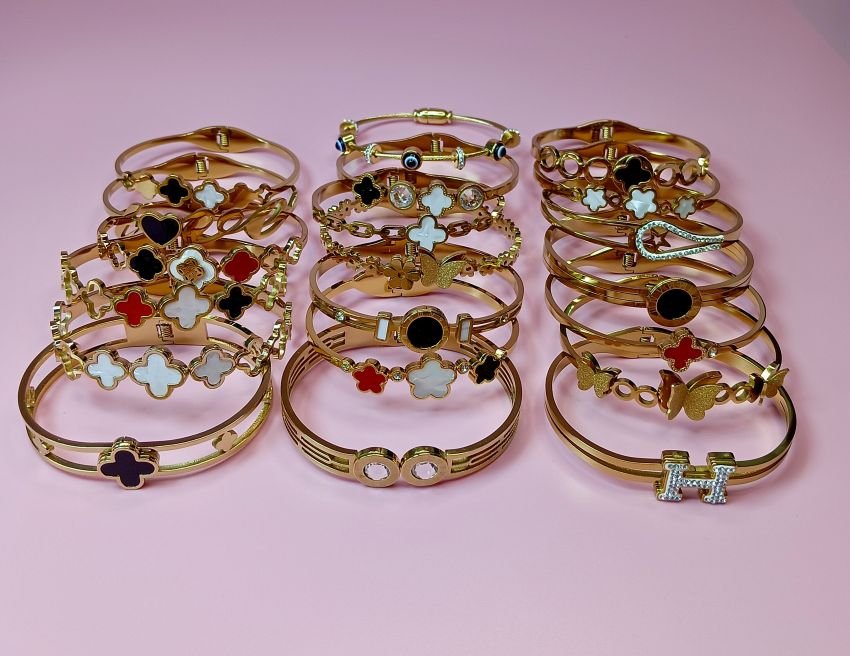 Anti-tarnish Kada Bracelets: Golden Adjustable Bracelets