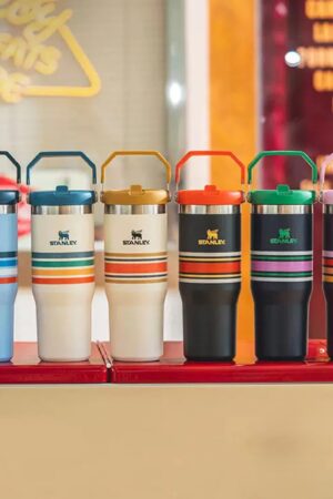 Stanley IceFlow Flip Straw Tumbler Varsity Collection 30oz/900 ml