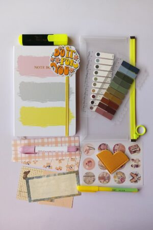 Yellow Tribar Stationery Set